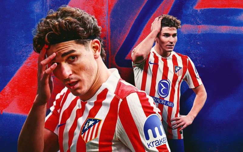 بديل ليفاندوفسكي المحتمل.. صراع بين برشلونة وأندية إنجلترا لضم جوليان ألفاريز